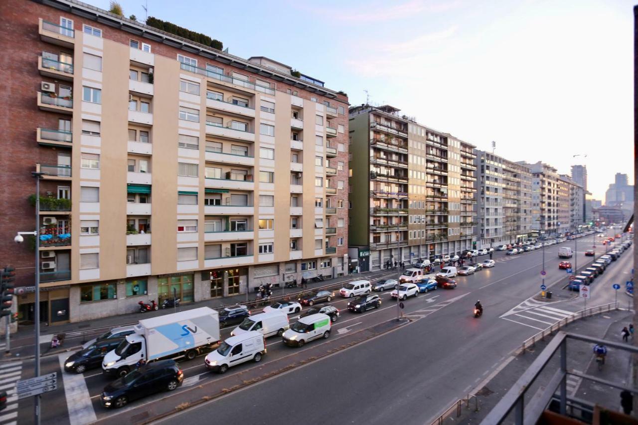 Rio Central M3 Sondrio E Stazione Centrale Milano Eksteriør billede